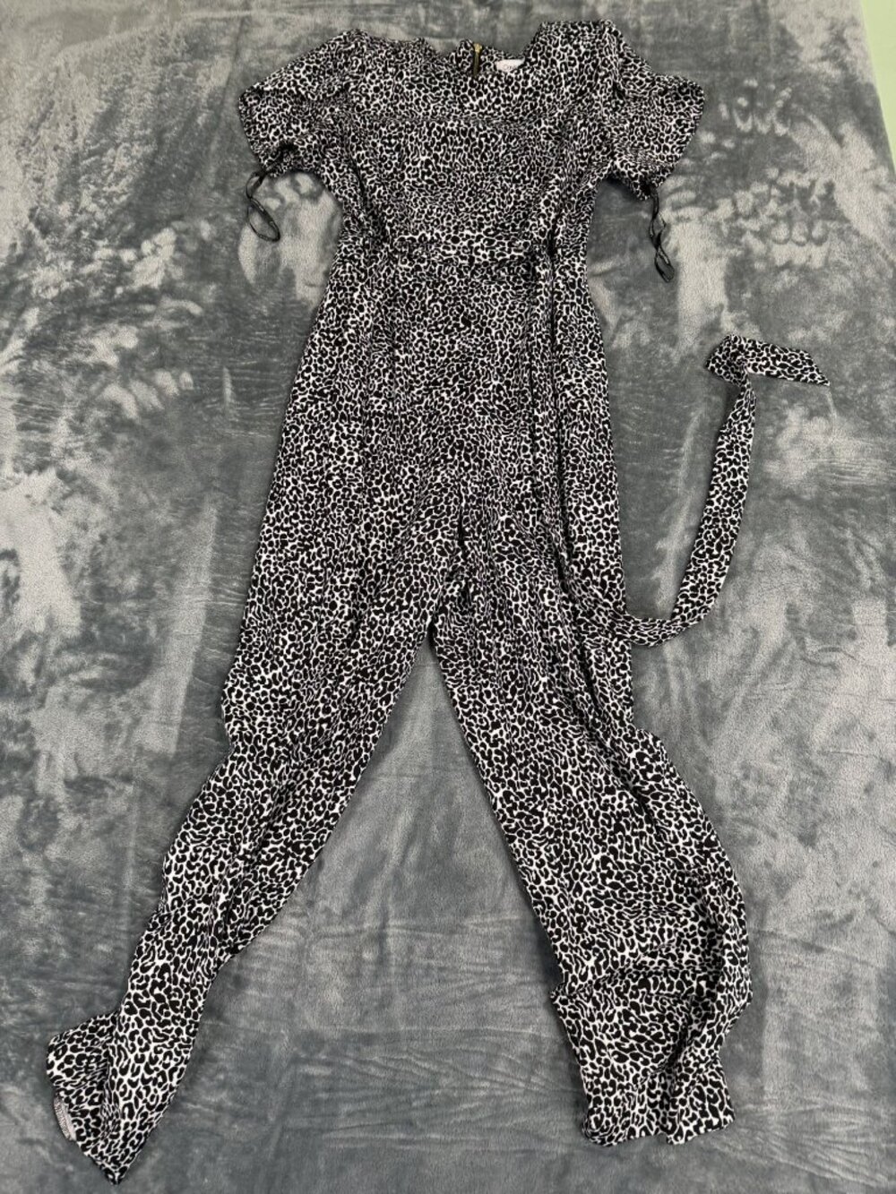 Calvin Klein Black & White Leopard Print Short-Sleeve Jumpsuit 6